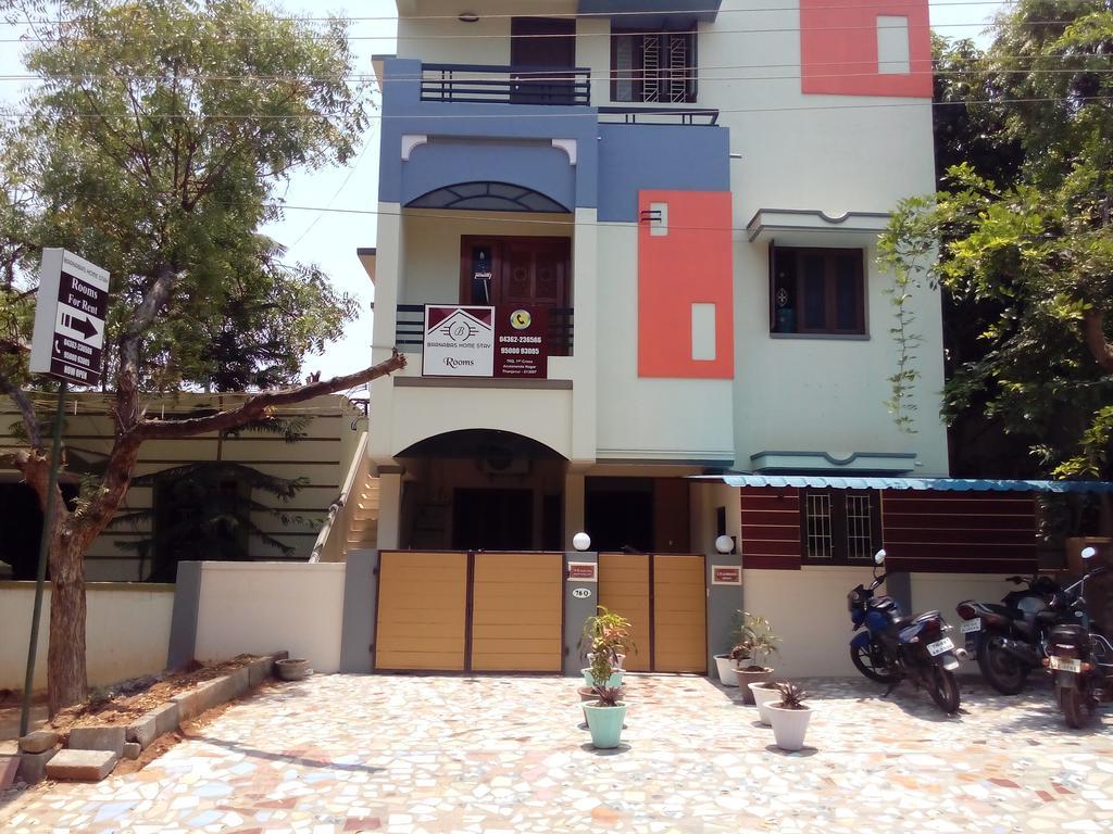 Barnabas Homestay タンジャーヴール エクステリア 写真